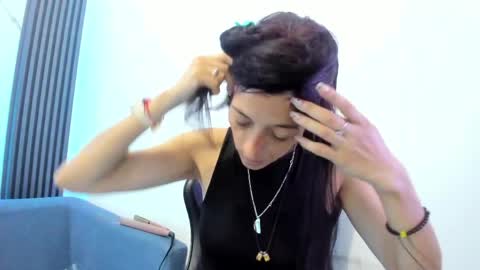 Snapshot of shaunadream_ chatting on March 28, 12:16 pm Shauna online show from March 28, 12:16 pm