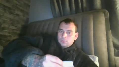 Snapshot of shaunpuk chatting on January 12, 8:14 pm Shaun1234 online show from January 12, 8:14 pm