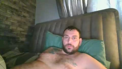 Snapshot of shaunpuk chatting on February 13, 11:17 am Shaun1234 online show from February 13, 11:17 am