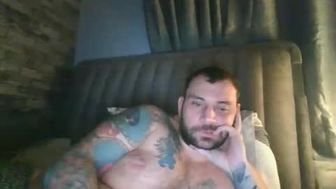 Snapshot of shaunpuk chatting on February 17, 9:30 pm Shaun1234 online show from February 17, 9:30 pm