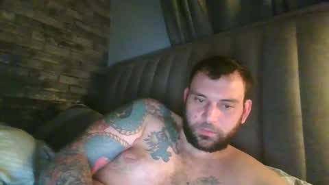 Snapshot of shaunpuk chatting on March 4, 9:22 pm Shaun1234 online show from March 4, 9:22 pm