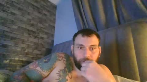 Snapshot of shaunpuk chatting on March 7, 11:38 pm Shaun1234 online show from March 7, 11:38 pm