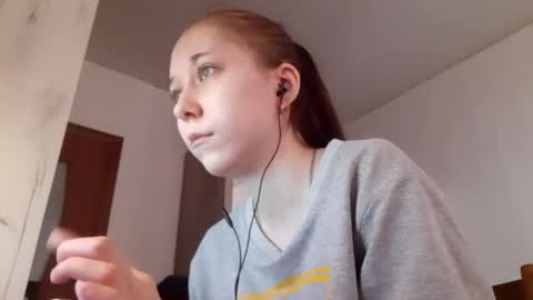 Snapshot of shawanaanene chatting on February 19, 7:59 am Annette online show from February 19, 7:59 am