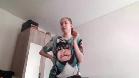 Snapshot of shawanaanene chatting on March 18, 5:43 am Annette online show from March 18, 5:43 am