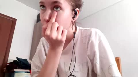 Snapshot of shawanaanene chatting on March 31, 6:36 am Annette online show from March 31, 6:36 am