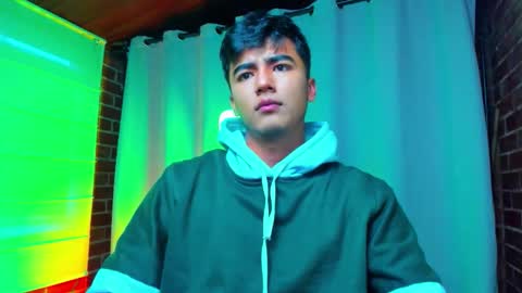 Snapshot of shawn__sanderson chatting on January 14, 11:27 am Shawn online show from January 14, 11:27 am