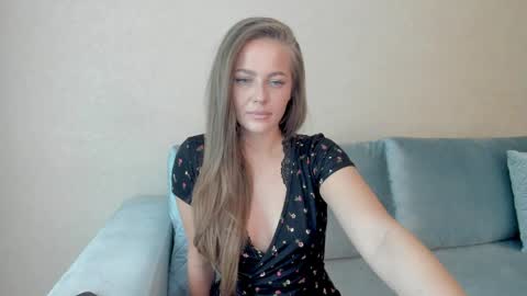 Snapshot of shawty_sue chatting on April 17, 6:22 pm Sue online show from April 17, 6:22 pm