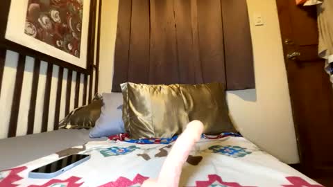 Snapshot of shawtygirl692 chatting on February 24, 10:19 pm Shawtygirl692 online show from February 24, 10:19 pm