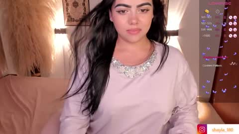 Snapshot of shayla_18 chatting on February 6, 4:42 am dalila online show from February 6, 4:42 am