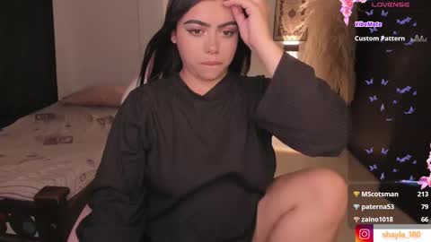 Snapshot of shayla_18 chatting on March 5, 12:59 am dalila online show from March 5, 12:59 am