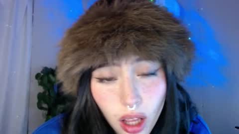 Shayla 3 online show from January 8, 12:35 am