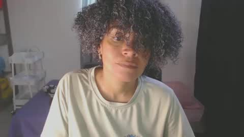 Shayna online show from January 25, 7:18 pm