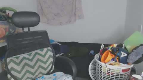 Shayna online show from October 1, 1:44 am