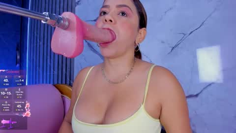 Snapshot of shayra_boobs2 chatting on February 16, 10:44 am shayra_boobs2 online show from February 16, 10:44 am