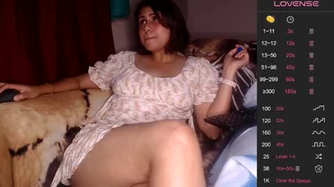 Monica online show from December 1, 11:47 pm