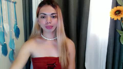 Snapshot of shea_andrea chatting on April 17, 1:08 am shea_andrea online show from April 17, 1:08 am