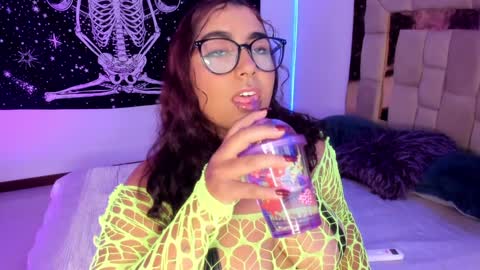 Heidy  online show from January 16, 2:30 am