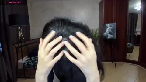 Snapshot of sheilafreman chatting on December 1, 5:12 am Sheila online show from December 1, 5:12 am