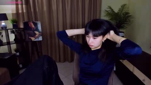 Snapshot of sheilafreman chatting on December 2, 5:13 am Sheila online show from December 2, 5:13 am