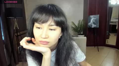 Snapshot of sheilafreman chatting on December 5, 9:18 am Sheila online show from December 5, 9:18 am