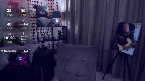 Snapshot of sheilafreman chatting on February 21, 6:14 am Sheila online show from February 21, 6:14 am