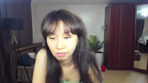 Snapshot of sheilafreman chatting on March 4, 5:02 am Sheila online show from March 4, 5:02 am