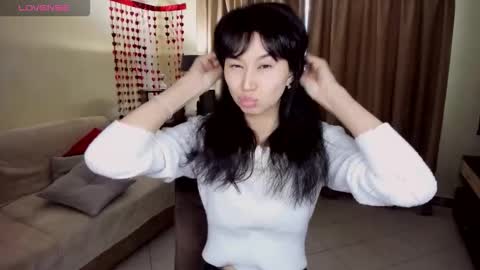 Snapshot of sheilafreman chatting on March 17, 9:23 am Sheila online show from March 17, 9:23 am