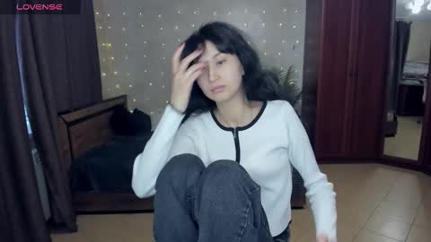 Snapshot of sheilafreman chatting on March 29, 4:56 am Sheila online show from March 29, 4:56 am