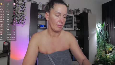 Sheila GMT 2 Tuesday Wednesday Friday Saturday Sunday- 8  5  online show from February 23, 4:43 am