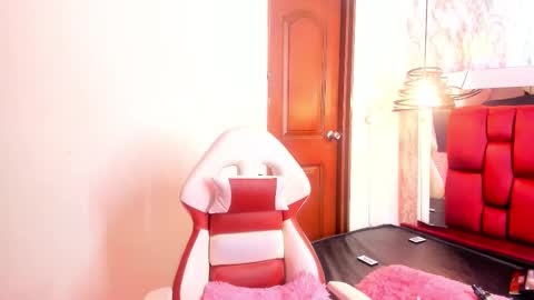 sheilly_brown online show from September 24, 7:28 pm