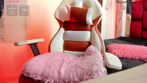 sheilly_brown online show from October 2, 6:59 pm