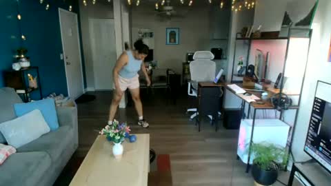 Snapshot of sheilyn_smith chatting on July 3, 2:07 am sheilyn_smith online show from July 3, 2:07 am