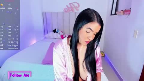 Danna   online show from October 6, 3:37 am