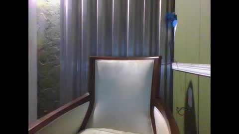 Red online show from October 25, 2:30 am