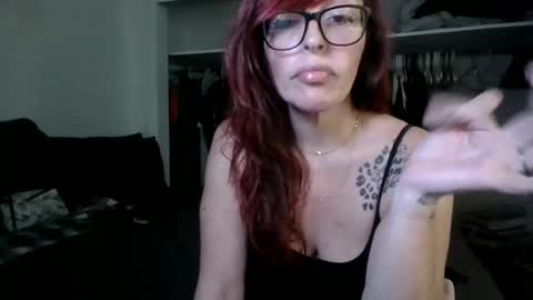 Shelbygoddess online show from December 13, 8:25 pm