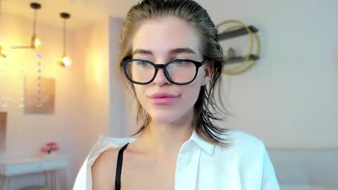 Alex online show from September 11, 1:49 am