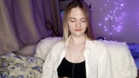 Snapshot of shelliegoza chatting on July 21, 4:53 pm Ashley online show from July 21, 4:53 pm