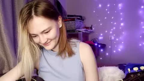 Snapshot of shelliegoza chatting on July 31, 7:13 pm Ashley online show from July 31, 7:13 pm