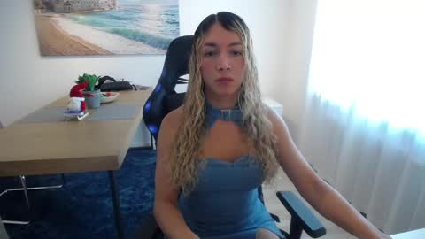 Shellsy H   online show from January 1, 10:54 am