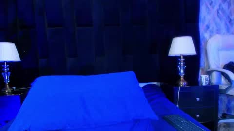 Snapshot of shelsy_loreds chatting on January 25, 11:55 am Shelsy online show from January 25, 11:55 am