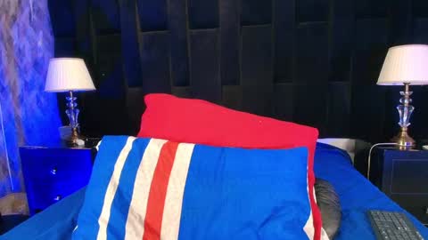 Snapshot of shelsy_loreds chatting on February 3, 11:53 am Shelsy online show from February 3, 11:53 am