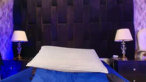 Snapshot of shelsy_loreds chatting on February 10, 11:57 am Shelsy online show from February 10, 11:57 am