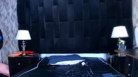 Snapshot of shelsy_loreds chatting on March 1, 11:50 am Shelsy online show from March 1, 11:50 am