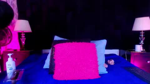 Snapshot of shelsy_loreds chatting on September 10, 11:54 am Shelsy online show from September 10, 11:54 am