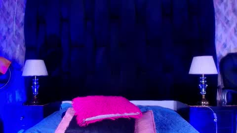 Snapshot of shelsy_loreds chatting on September 11, 11:54 am Shelsy online show from September 11, 11:54 am