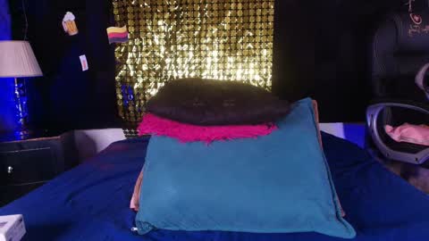 Snapshot of shelsy_loreds chatting on September 22, 11:56 am Shelsy online show from September 22, 11:56 am