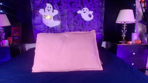 Snapshot of shelsy_loreds chatting on October 10, 11:53 am Shelsy online show from October 10, 11:53 am