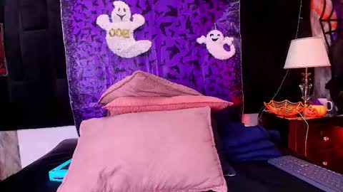 Snapshot of shelsy_loreds chatting on October 30, 11:55 am Shelsy online show from October 30, 11:55 am