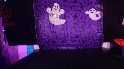 Snapshot of shelsy_loreds chatting on November 1, 11:56 am Shelsy online show from November 1, 11:56 am