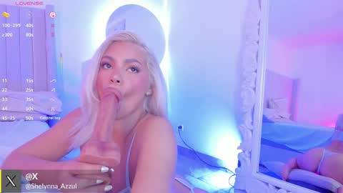 shelynna_azzul online show from October 20, 8:53 pm